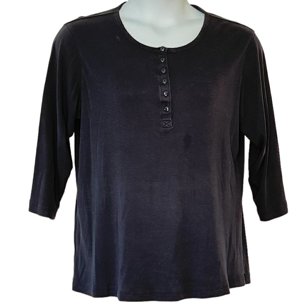 Duluth Long Black Henley with Black Buttons and 3/4 Sleeves Cotton   Size Large